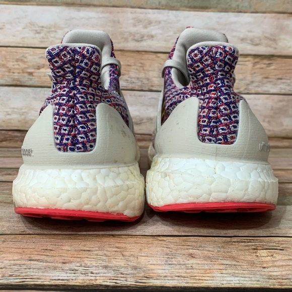 Adidas UltraBoost 4.0 Athletic Shoes 👋 - Picture 5 of 10